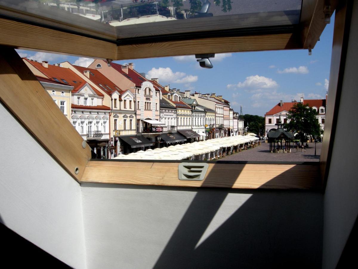 Trend Apartments Old Market Rynek Rzeszow 84M2! Bagian luar foto